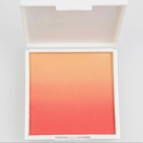 ORYZA BEAUTY South Beach Matte Ombre Blush / New In Box / Boutique - Picture 2 of 7